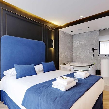 Couples Getaway Unit With Jacuzzi - City Center París Exterior foto
